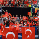 Milliler geriden gelip kazandi tarihinde bir ilki basardi W3h2zdKl